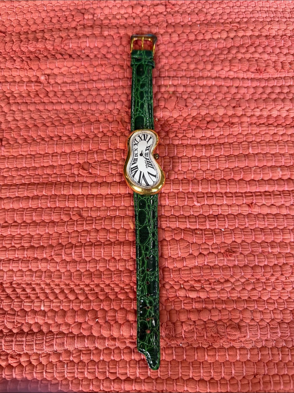 Salvador Dali softwatch melting watch green band Exaequo vintage gold tone